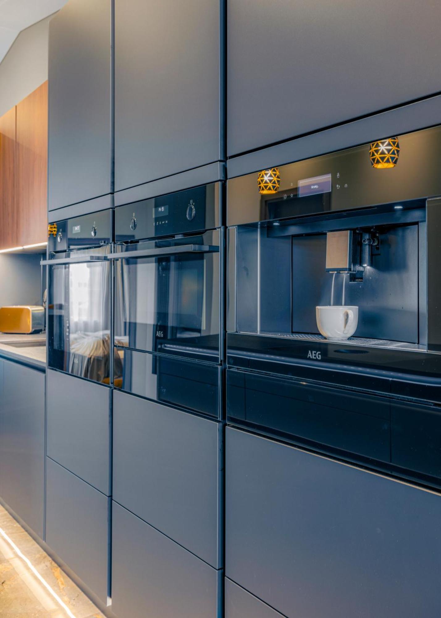 Bay View Apartments Gardur Luaran gambar