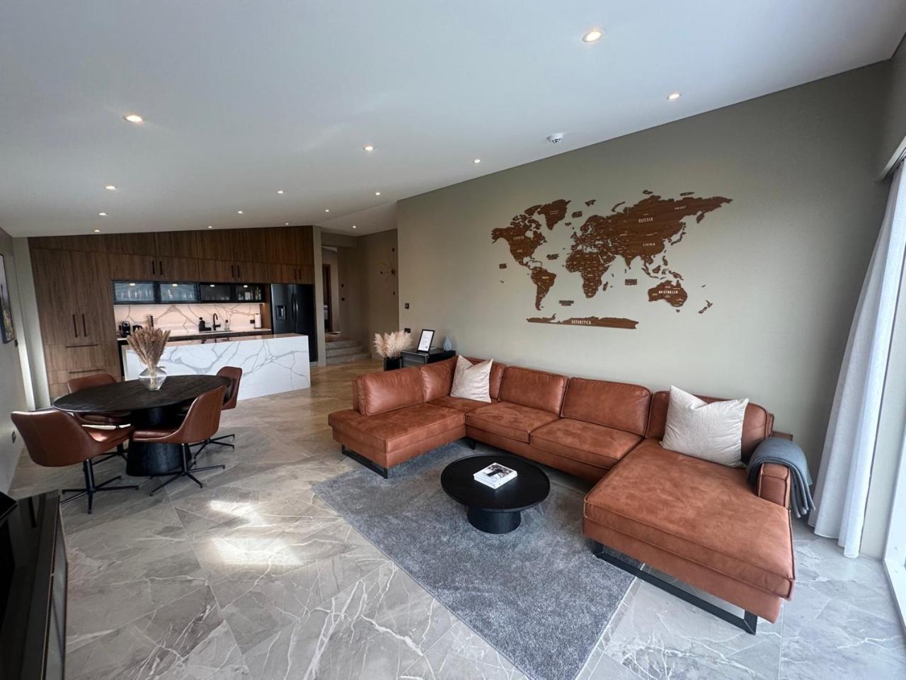 Bay View Apartments Gardur Luaran gambar