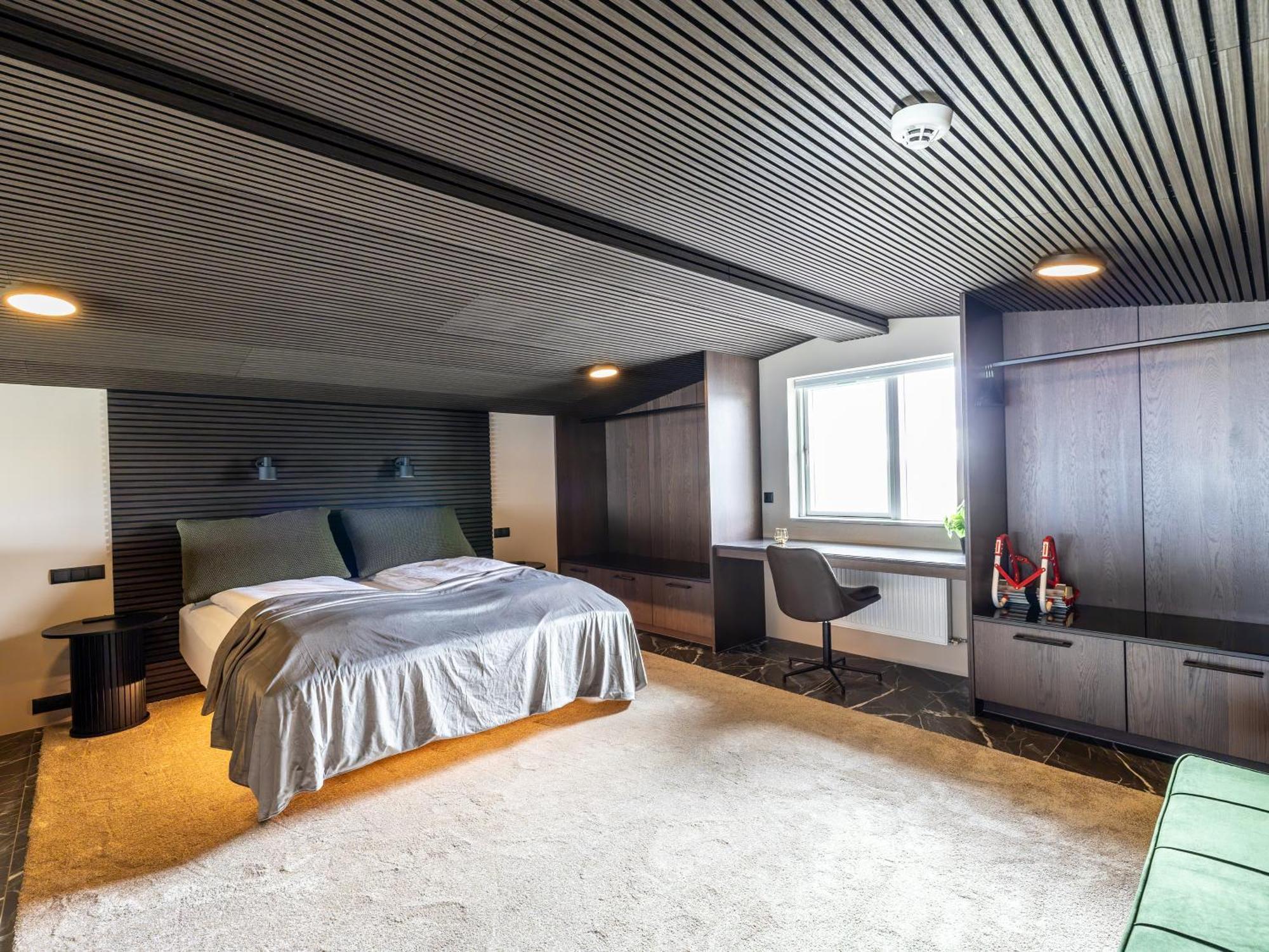 Bay View Apartments Gardur Luaran gambar
