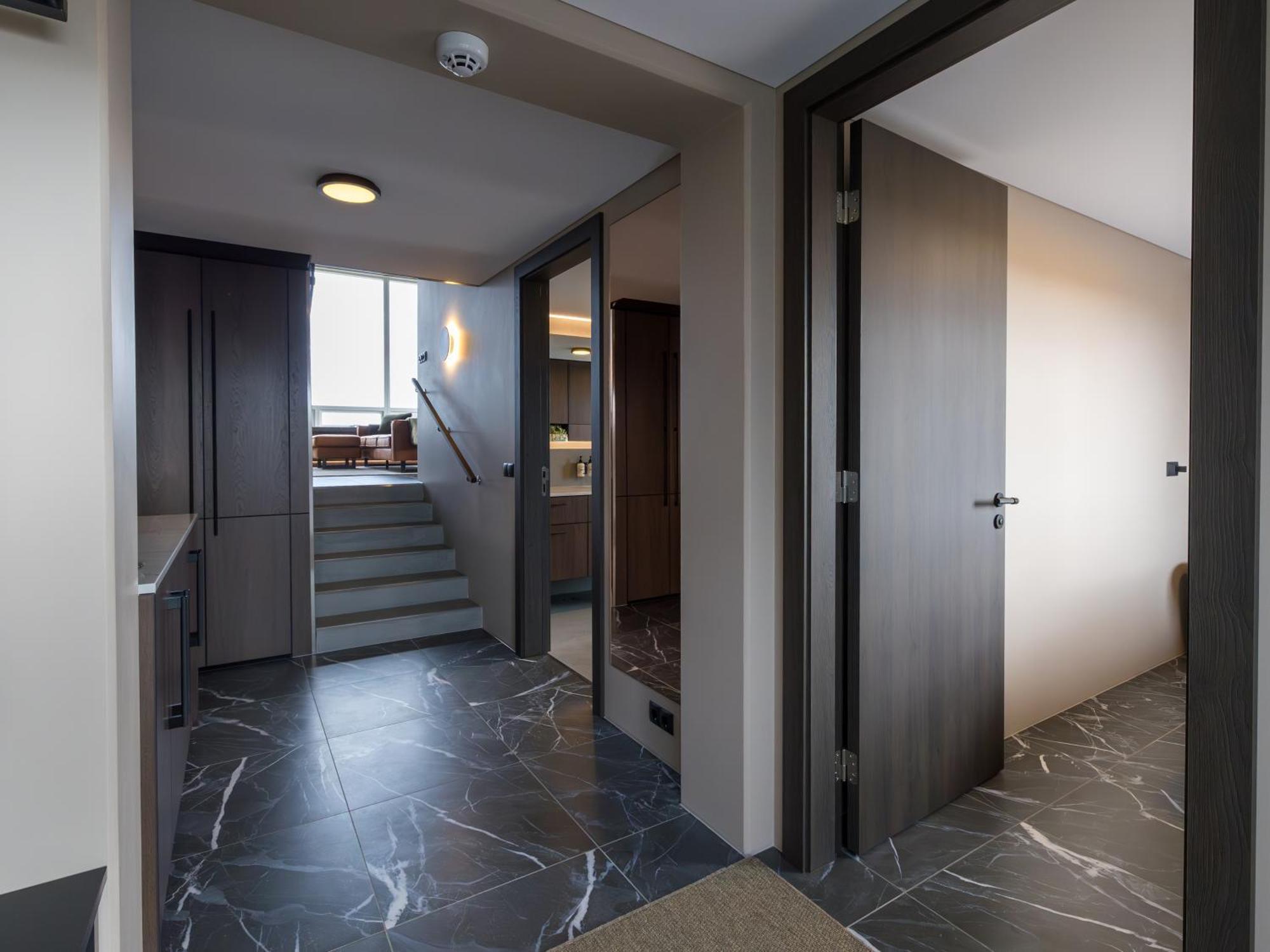 Bay View Apartments Gardur Luaran gambar