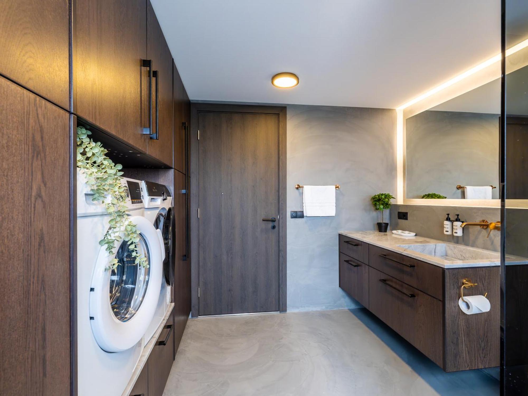 Bay View Apartments Gardur Luaran gambar